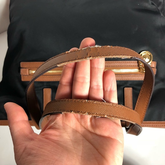 MICHAEL KORS KEMPTON LARGE TOTE - Picture 7 of 7